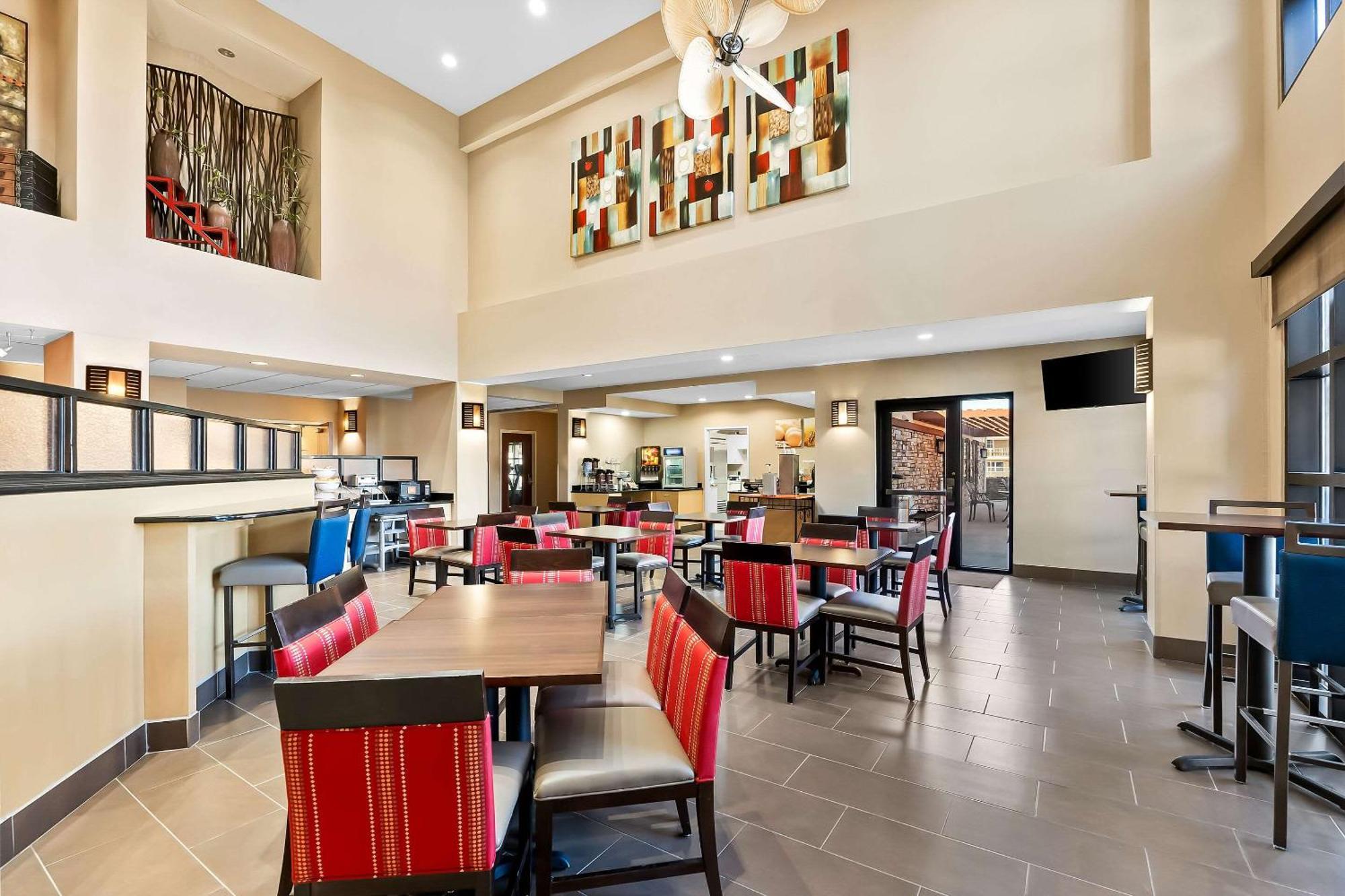 Comfort Suites Panama City Near Tyndall Afb Exterior foto