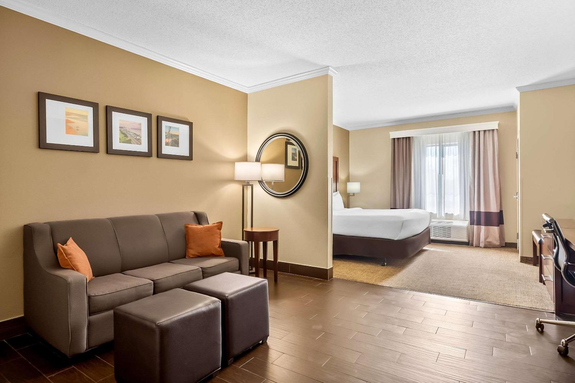 Comfort Suites Panama City Near Tyndall Afb Exterior foto