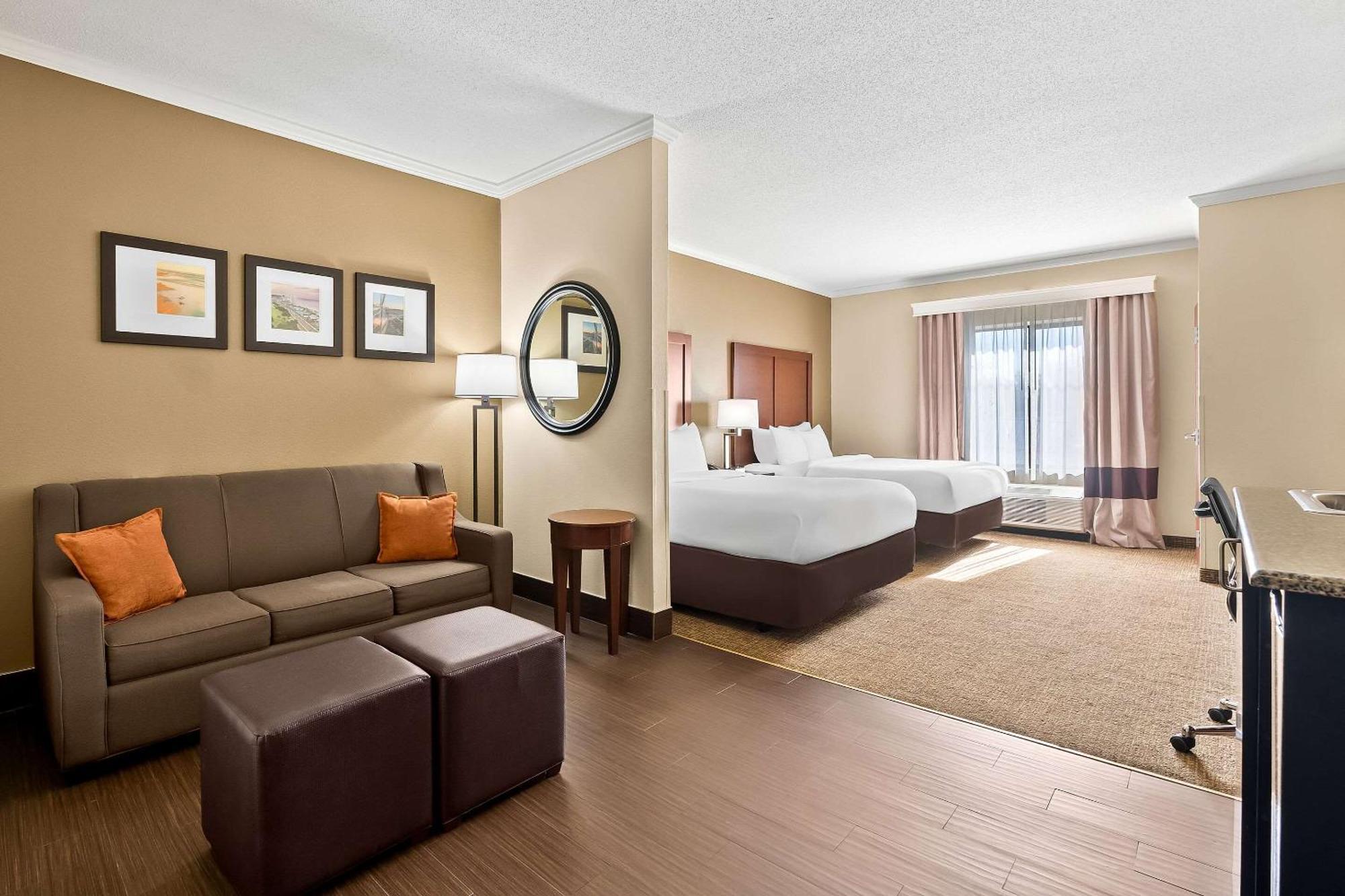 Comfort Suites Panama City Near Tyndall Afb Exterior foto